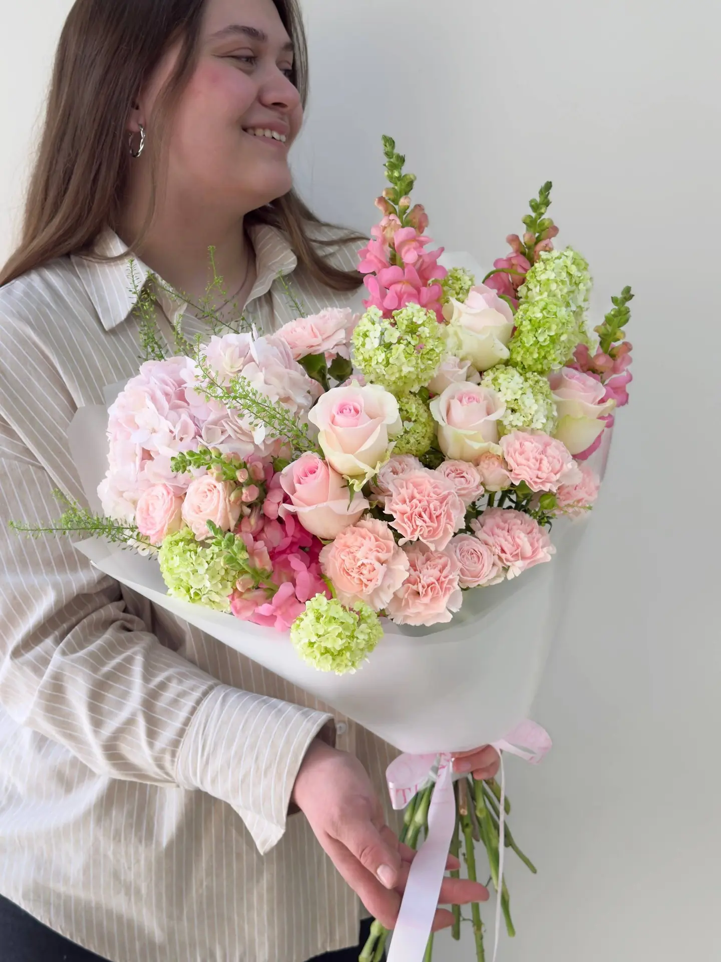 Сочные сочетания подобрали в подборке сегодня 

Слева на право:
1 - 8350 🌸 2 - 11900 🌸3 - 4350
4 -
