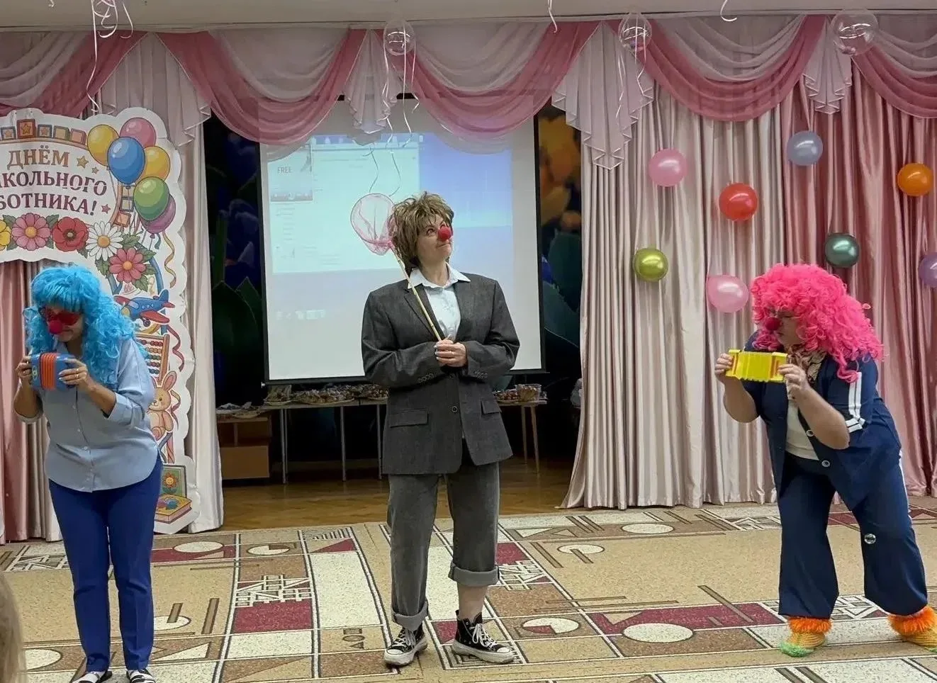 Столько тепла, улыбок и талантов в одном зале! 🥰