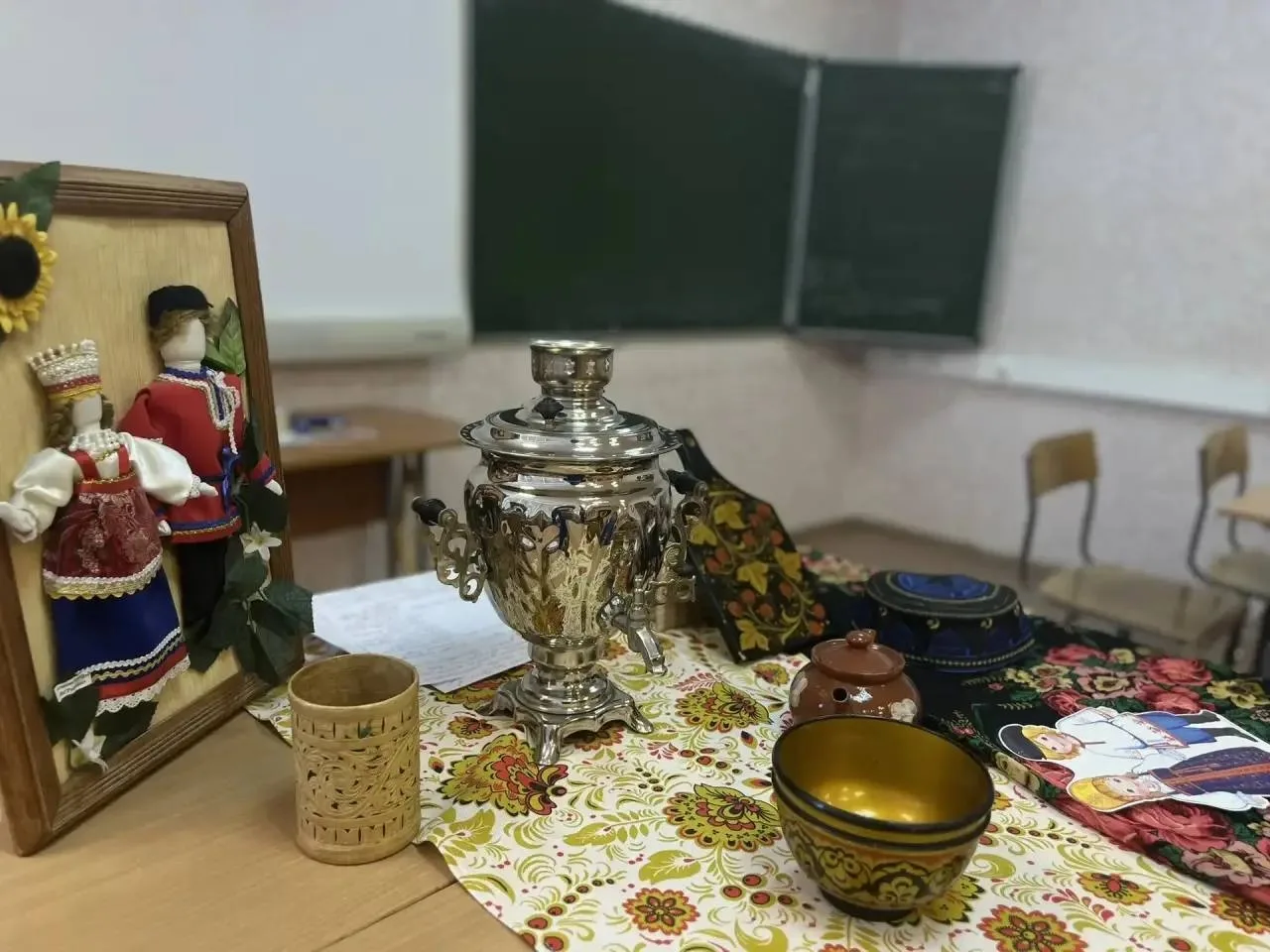 🇷🇺 «Традиции народов России»   2 апреля в нашем лагере состоялся музейный урок на тему «Традиции нар