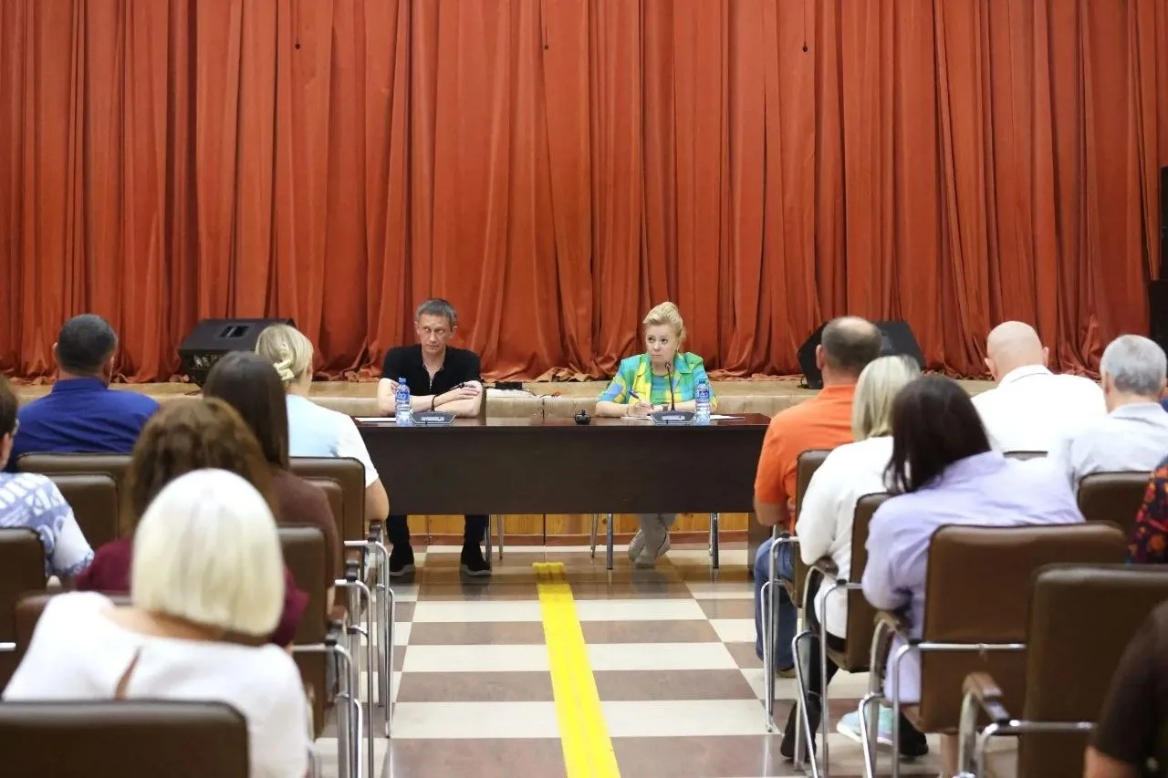 В Джигинке состоялся выездной прием граждан
 
Его провели глава Анапы Светлана Маслова и председател