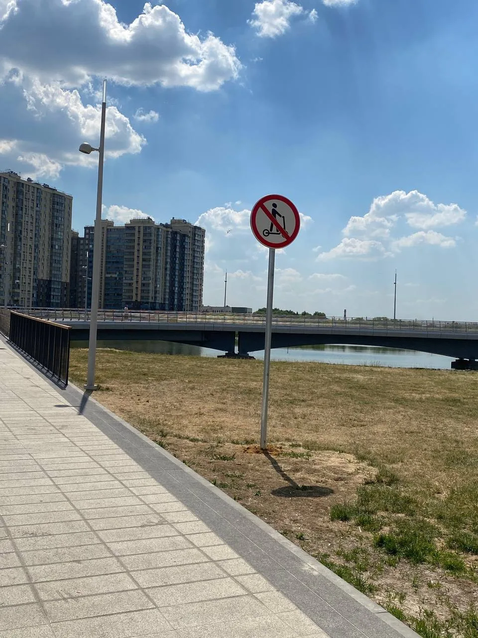 🆕В Парке "Дружба" появились знаки 3.35 "Движение СИМ запрещено!

Въезд и передвижение на любых элек