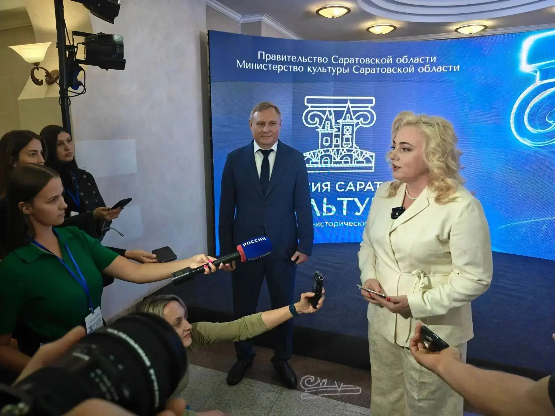 Статс-секретарь — заместитель Министра культуры Российской Федерации Жанна  Алексеева  ...