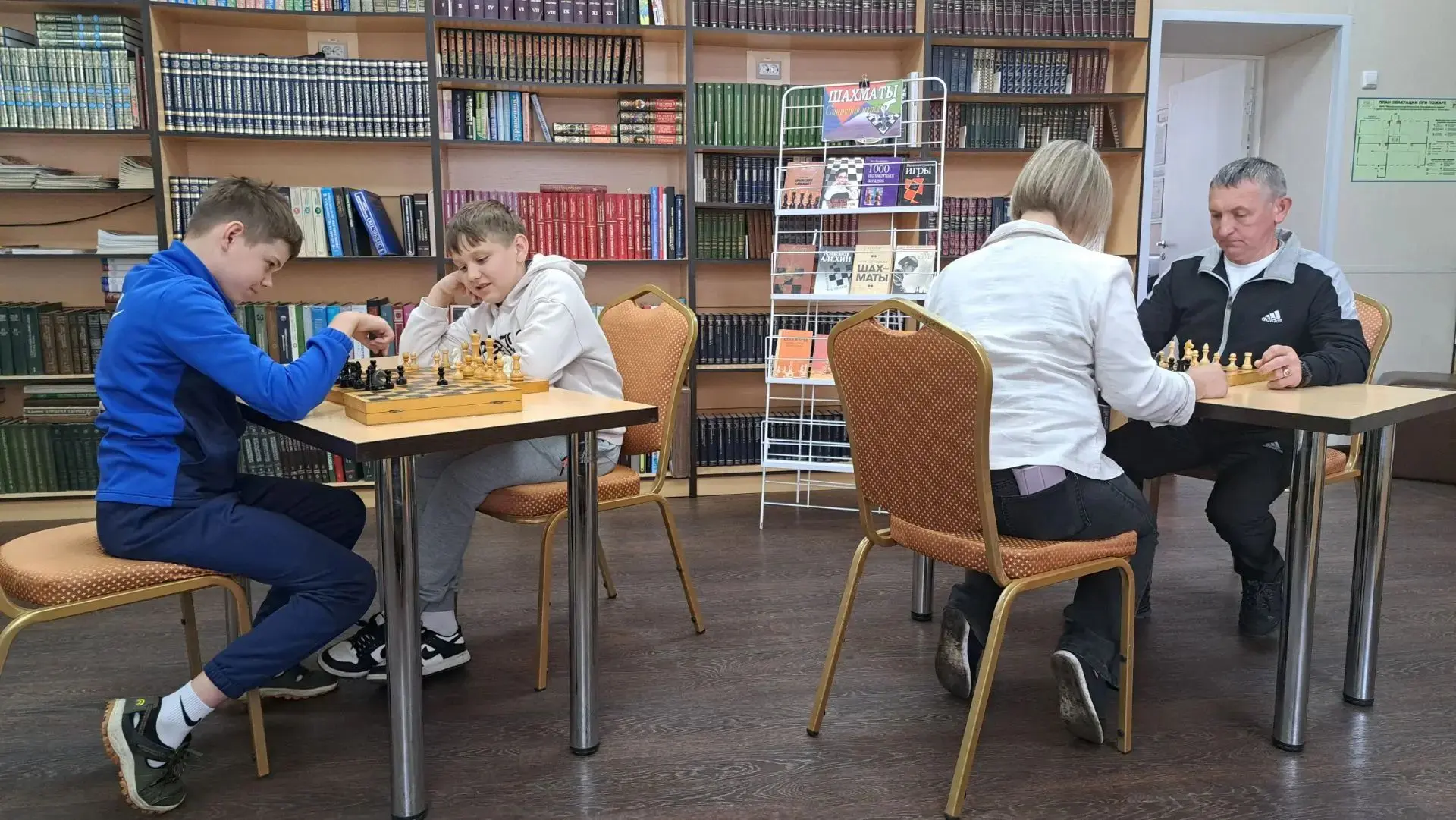 ШАХМАТЫ.СЕКРЕТЫ ИГРЫ, 
20 июня, во всем мире отмечают Международный день шахмат. Этот праздник объед