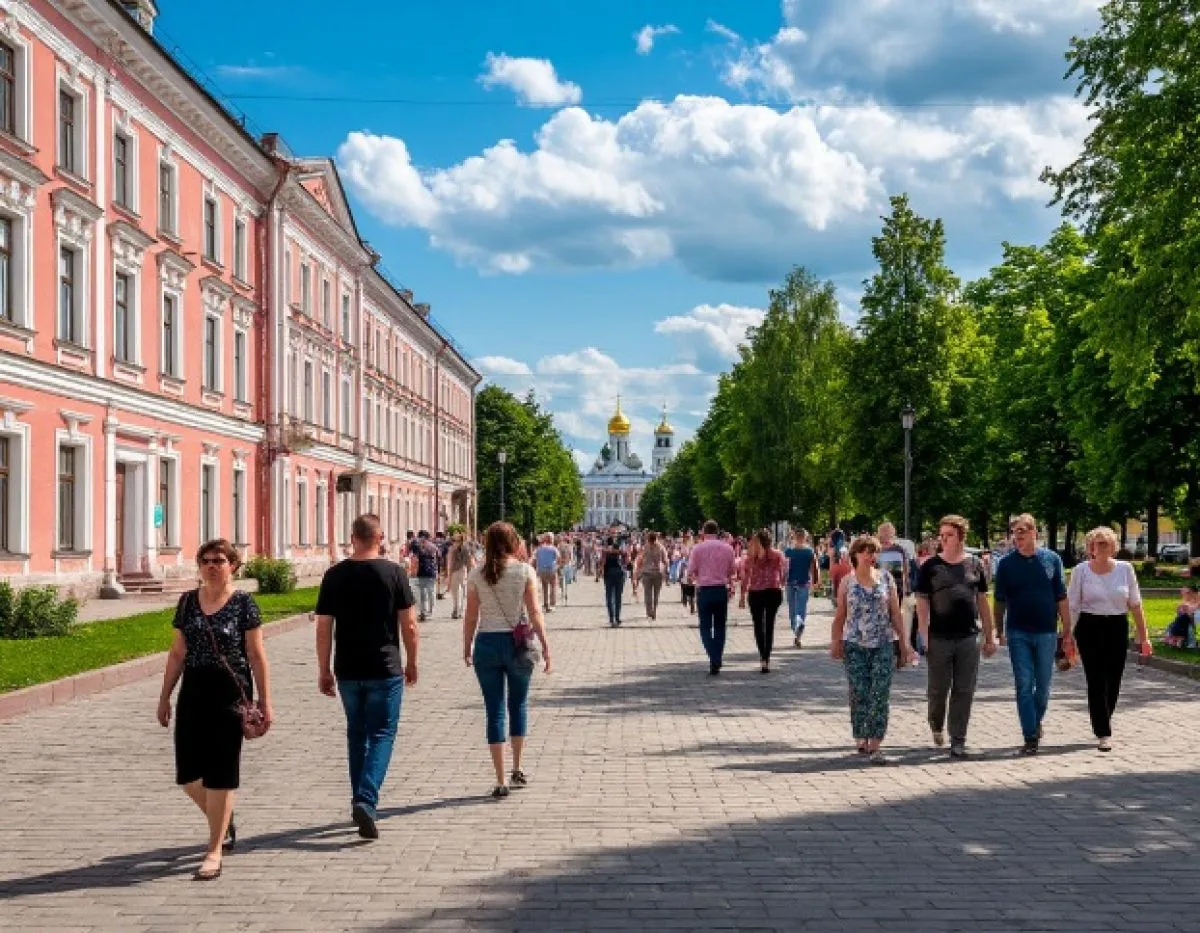 Путин призвал поддержать желание молодежи остаться в родном городе
