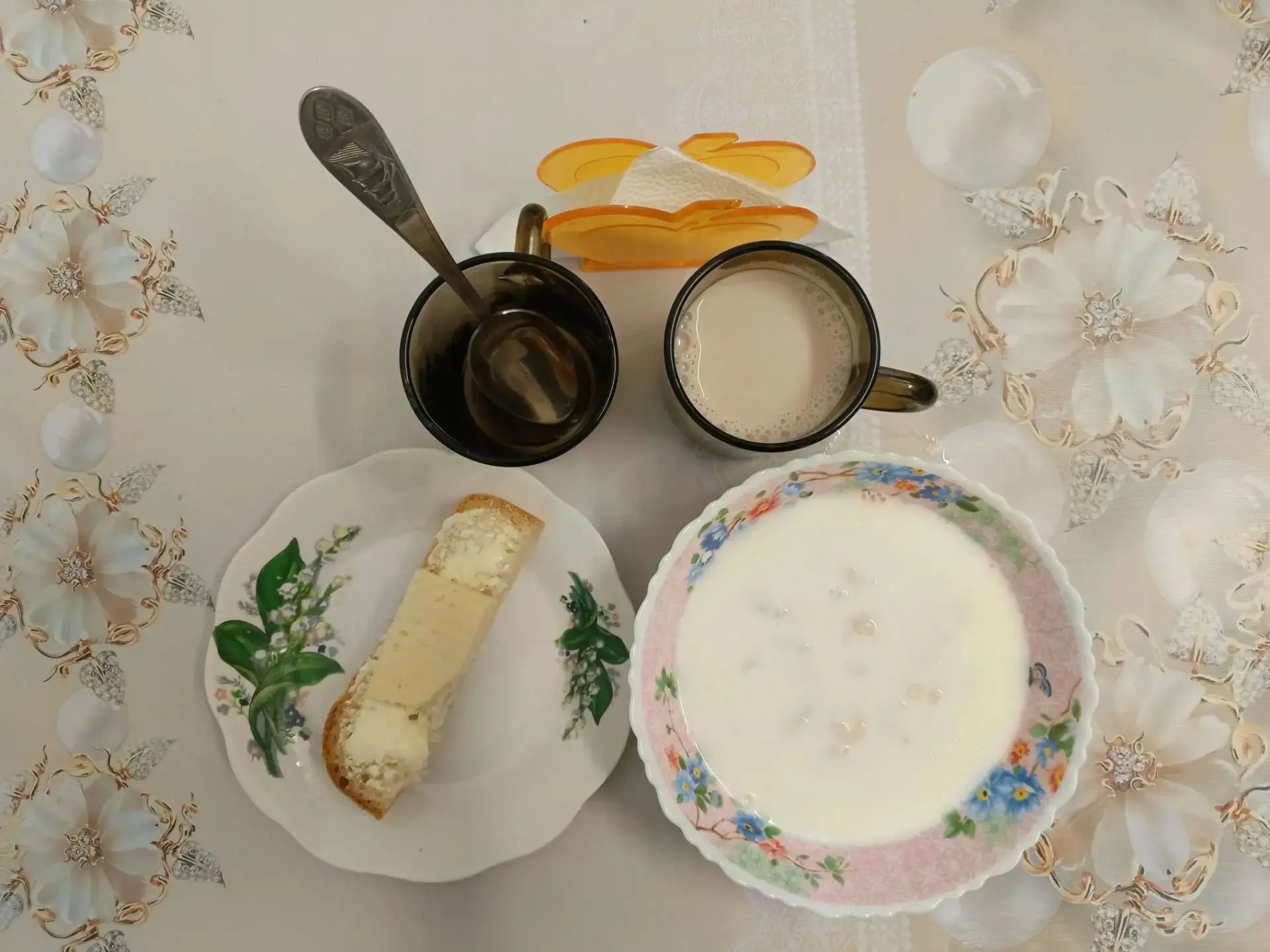 Завтрак — один из самых важных приёмов пищи для дошкольников. Именно утром ребёнок полу...