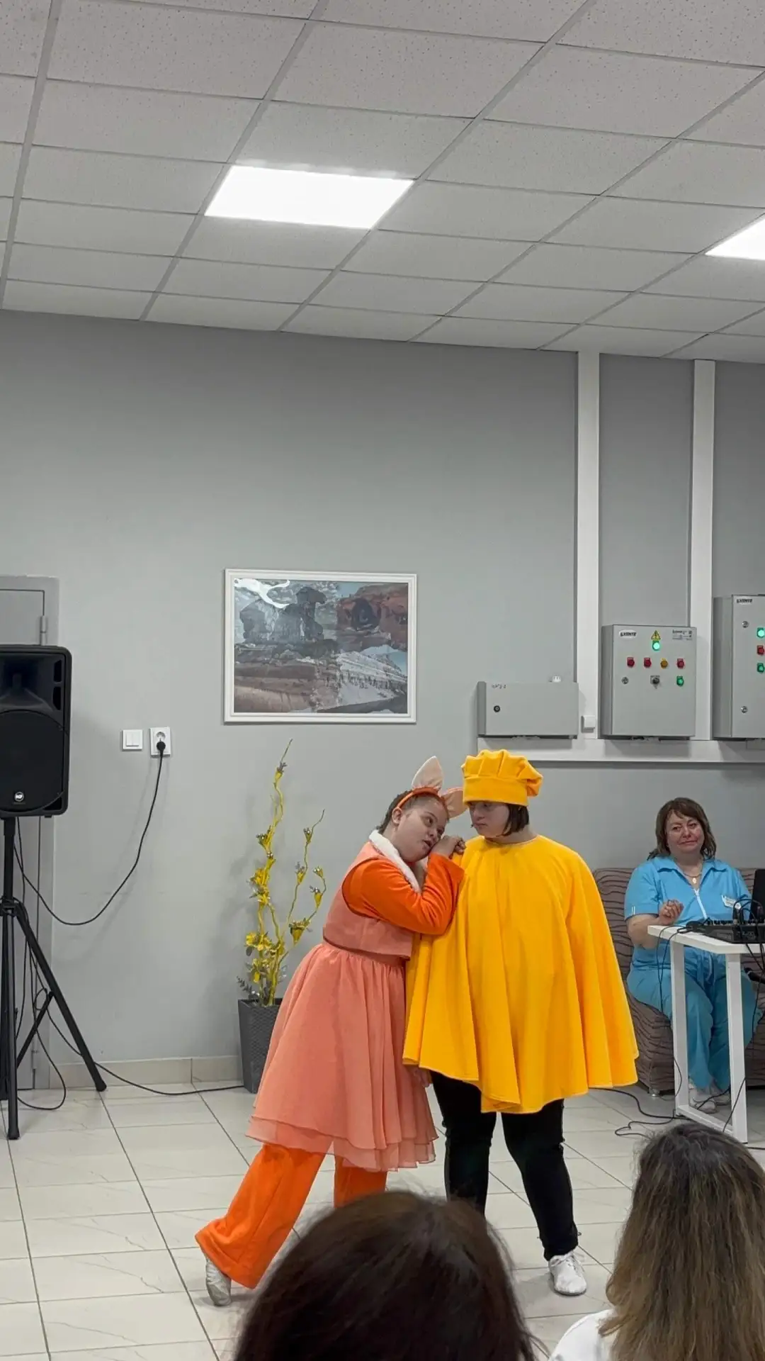 ✨ Волшебство на сцене: воспитанники «Солнечного круга» подарили праздник получателям со...