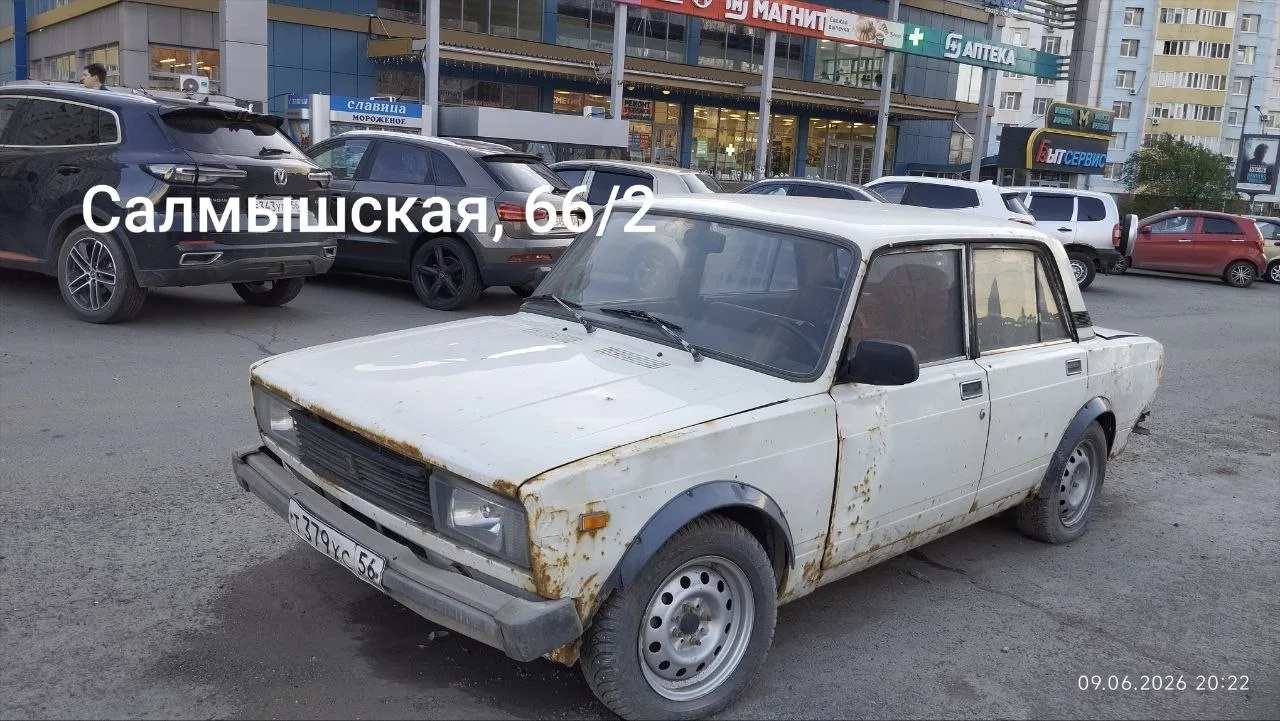 🚛Не район, а свалка брошенных авто: В жилой зоне Оренбурга скапливается бесхозный тран...