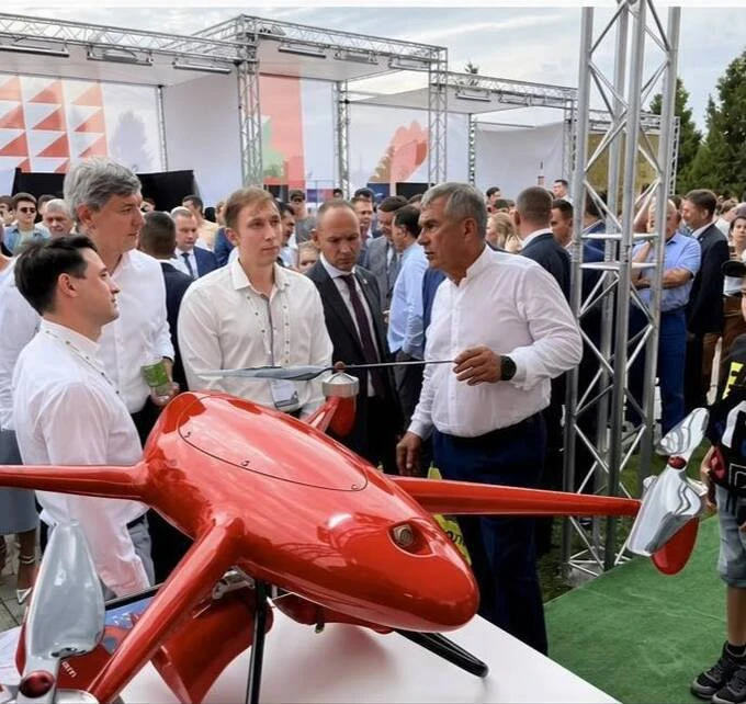 Соучредители Drone Solutions (ООО «Дрон Солюшнс»), резидента «Сколково», Вячеслав Барба...