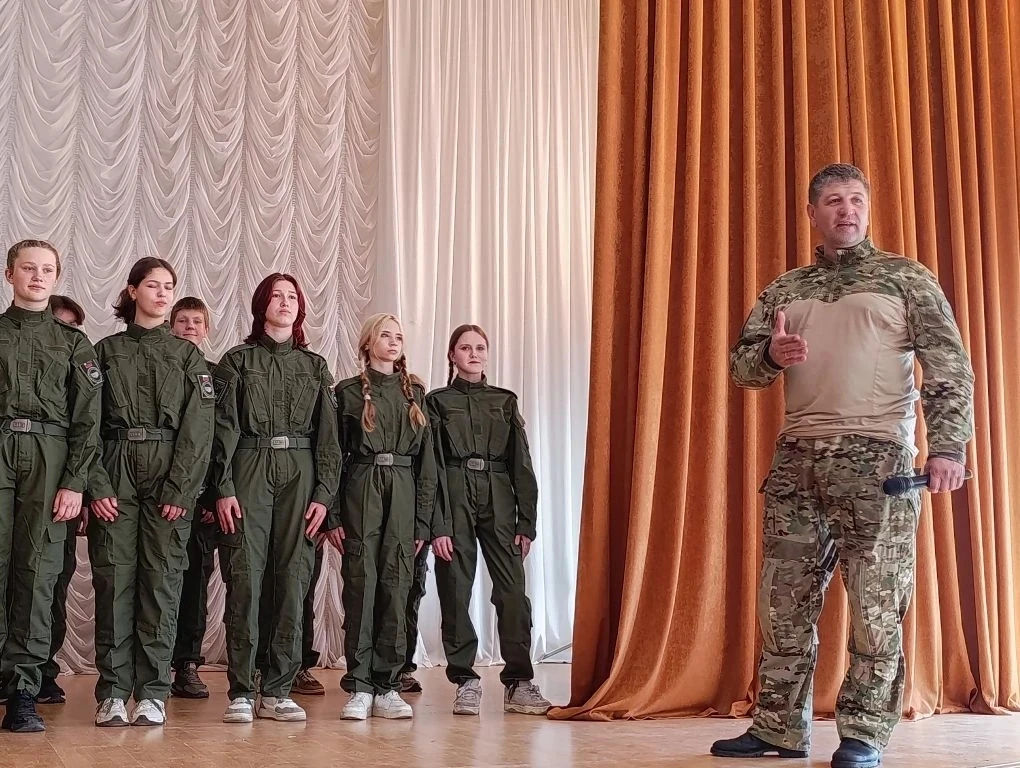 Торжественное вручение сертификатов курсантам Центра «ВОИН»!📃