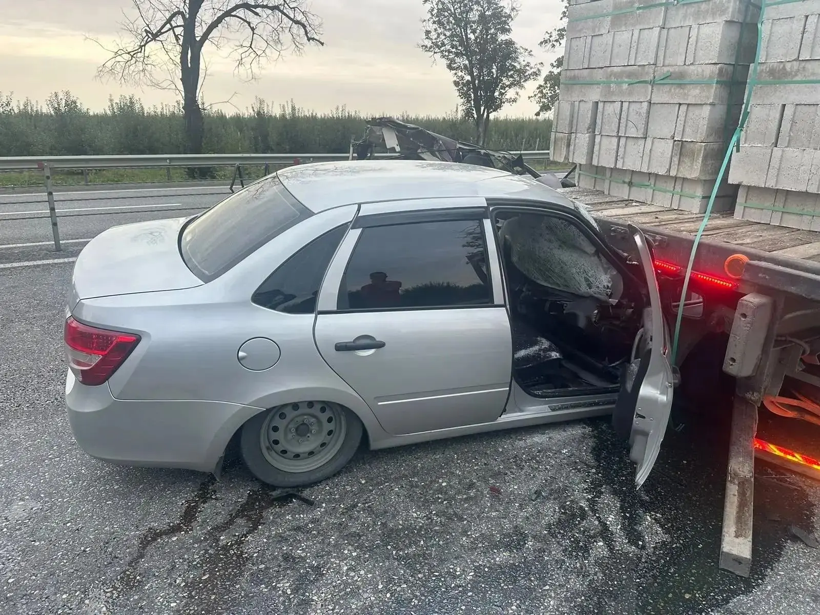 Госавтоинспекция выясняет обстоятельства ДТП с участием трёх автомобилей в Лескенском р...