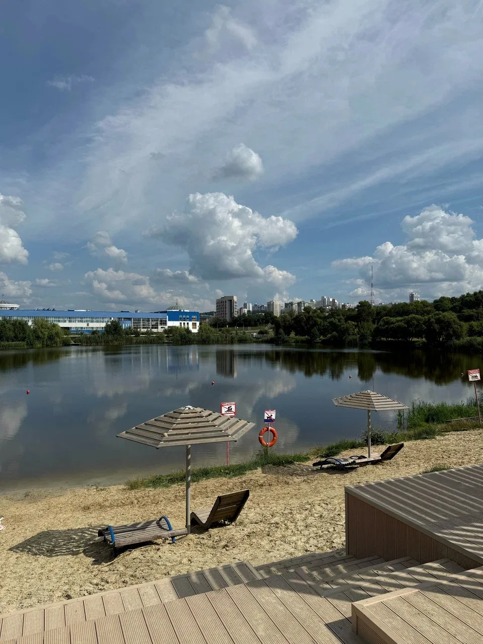 В Белгороде на пляже «Берега» снова запретили купаться 🚫 
 
Вода не прошла проверку — единственный 