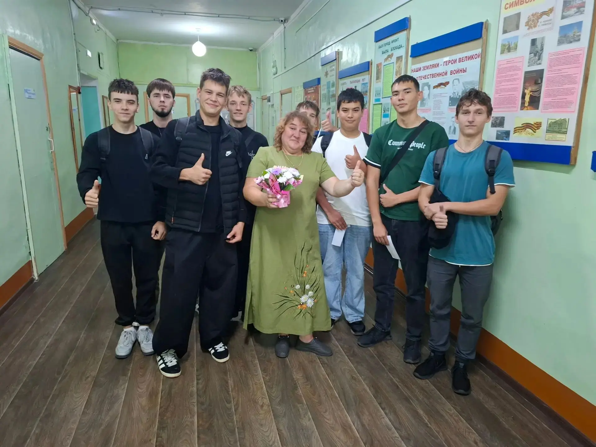 Теплейшие поздравления от коллектива и студентов