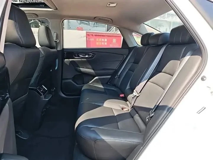 🇨🇳И раз уж начали говорить про Envix, стоит упомянуть и его брата-близнеца — Honda Crider ♊️  В Кита
