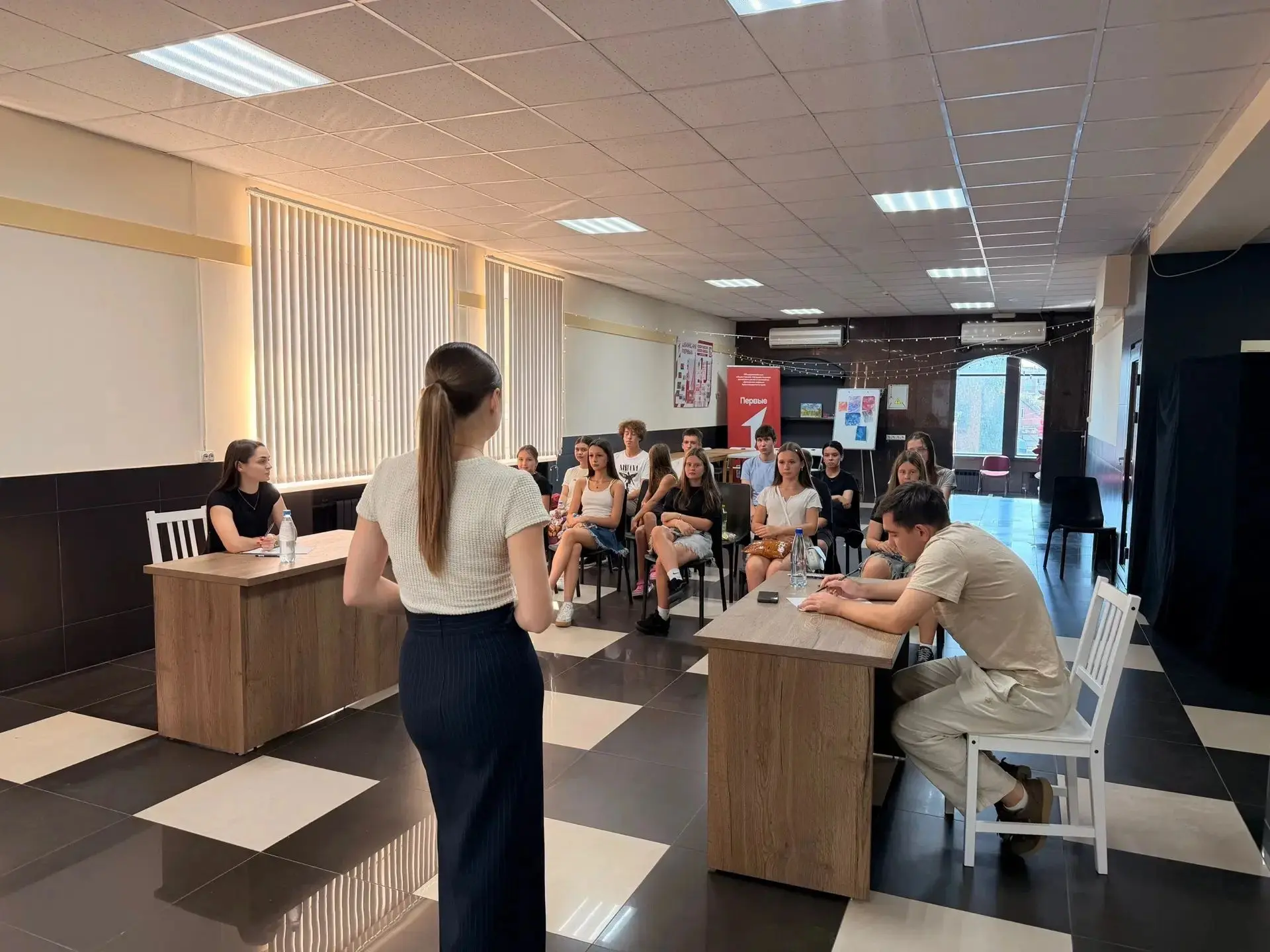 Студенты Приморско-Ахтарского филиала техникума "Знание" за развитие Приморско-Ахтарска.