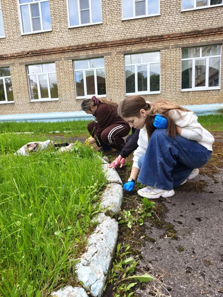 1.06 началась летняя трудовая практика старшеклассников