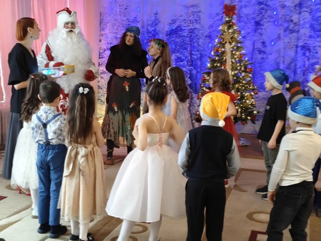 ✨ Волшебный новогодний утренник в подготовительной группе! ✨