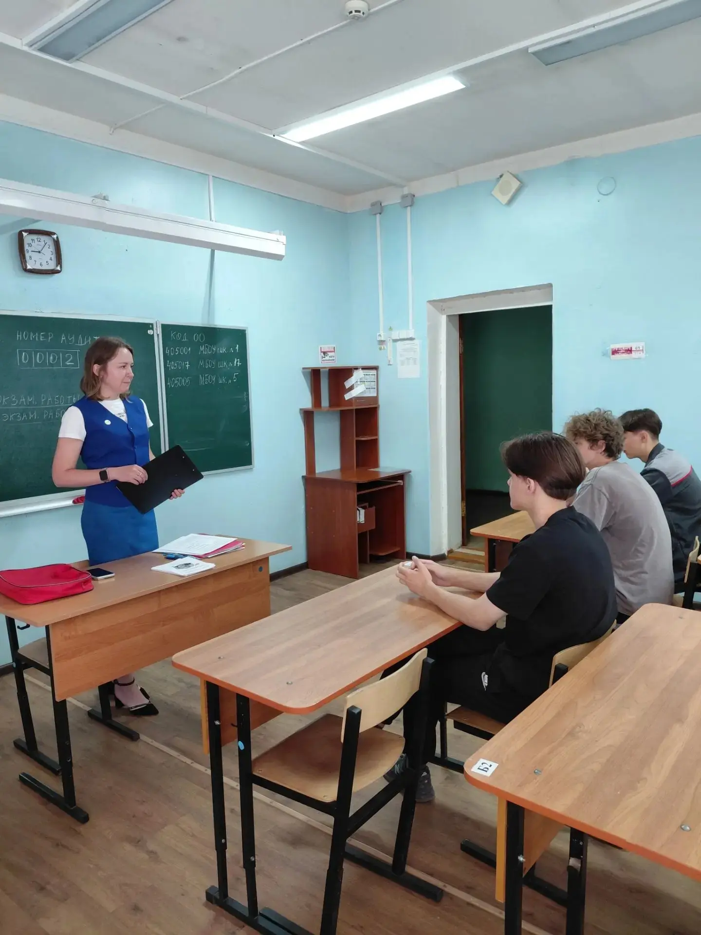 ⚡️Сегодня состоялась встреча трудового отряда школы № 2 с представителем Центра занятости (Калинина 