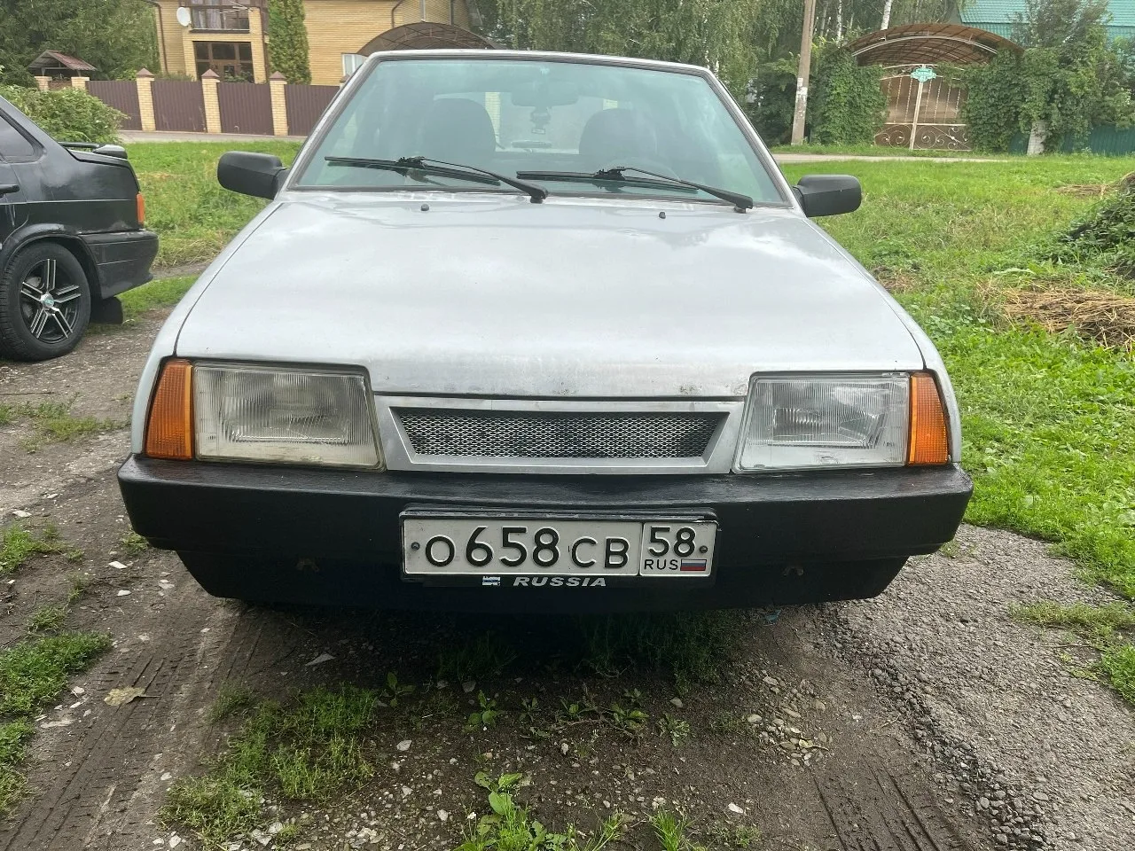 2002 г собственник, дно стаканы рёбра пороги всё целое, мотор коробка подвеска проводка...