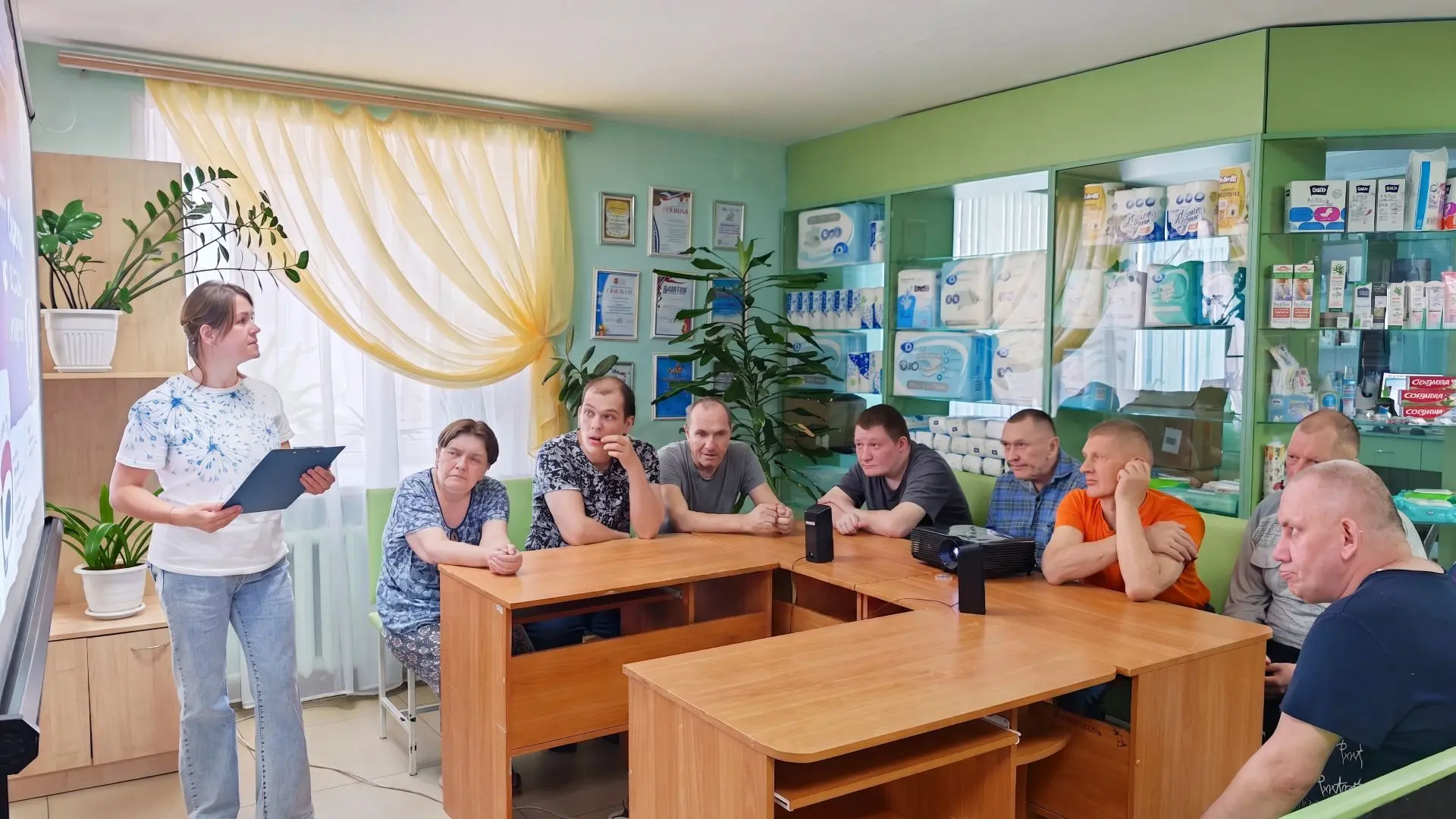 В мире, где почти всё можно сделать онлайн, умение защитить свои деньги от киберугроз с...