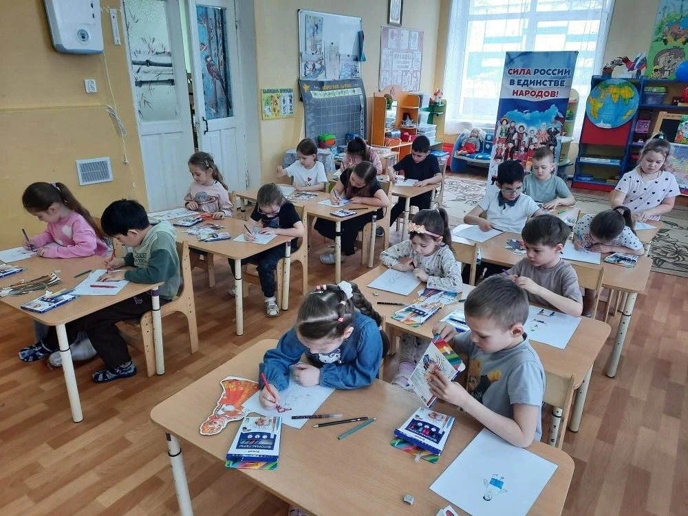 В рамках проекта " Предшкола: стандарт детского сада" на тематической неделе:" Инновационные техноло