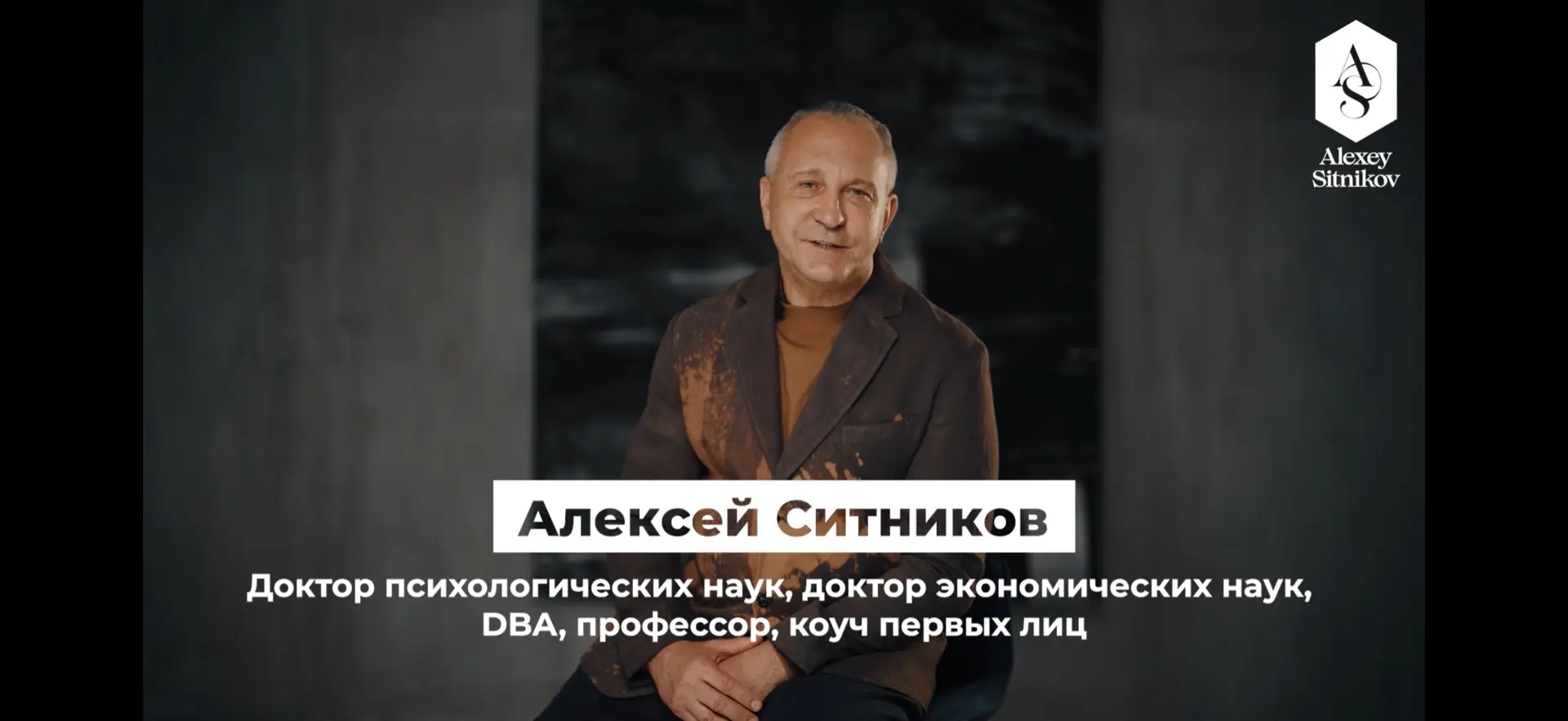 Сегодня первый день Конгресса недвижимости в Петербурге. Я провел встречу клуба ELITE E...
