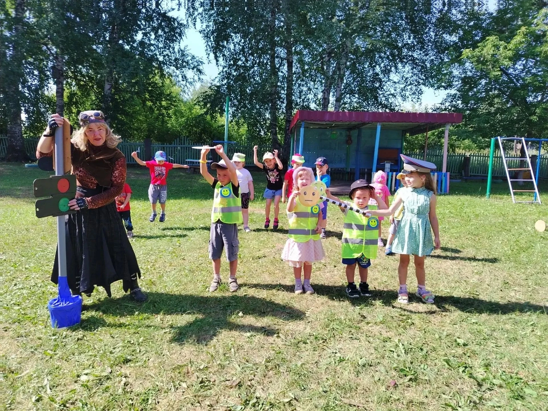 #ГодединстванародовРоссии
#Годдошкольногообразования
И вновь сотрудники Литвиновского ДК провели поз