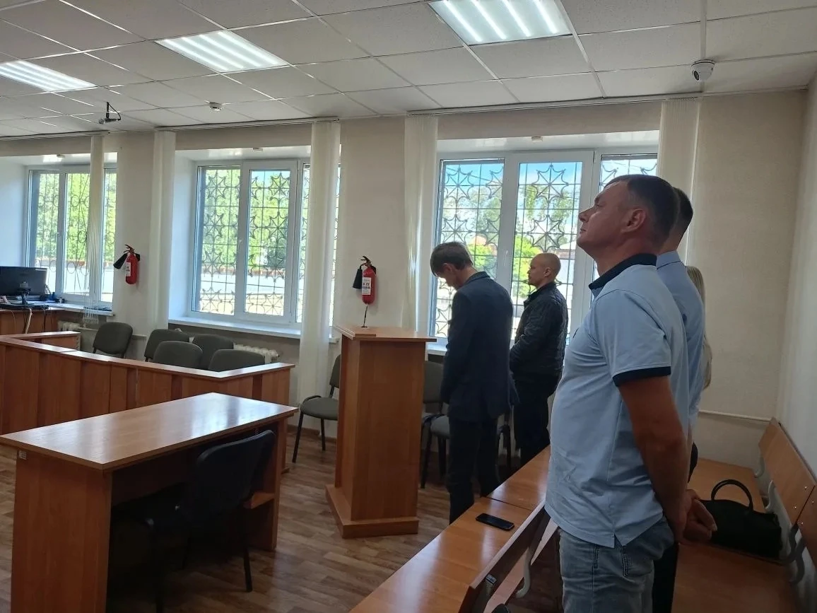 Асбестовскому инспектору ГИБДД дали 4 года условно за избиение задержанного водителя

Инцидент произ