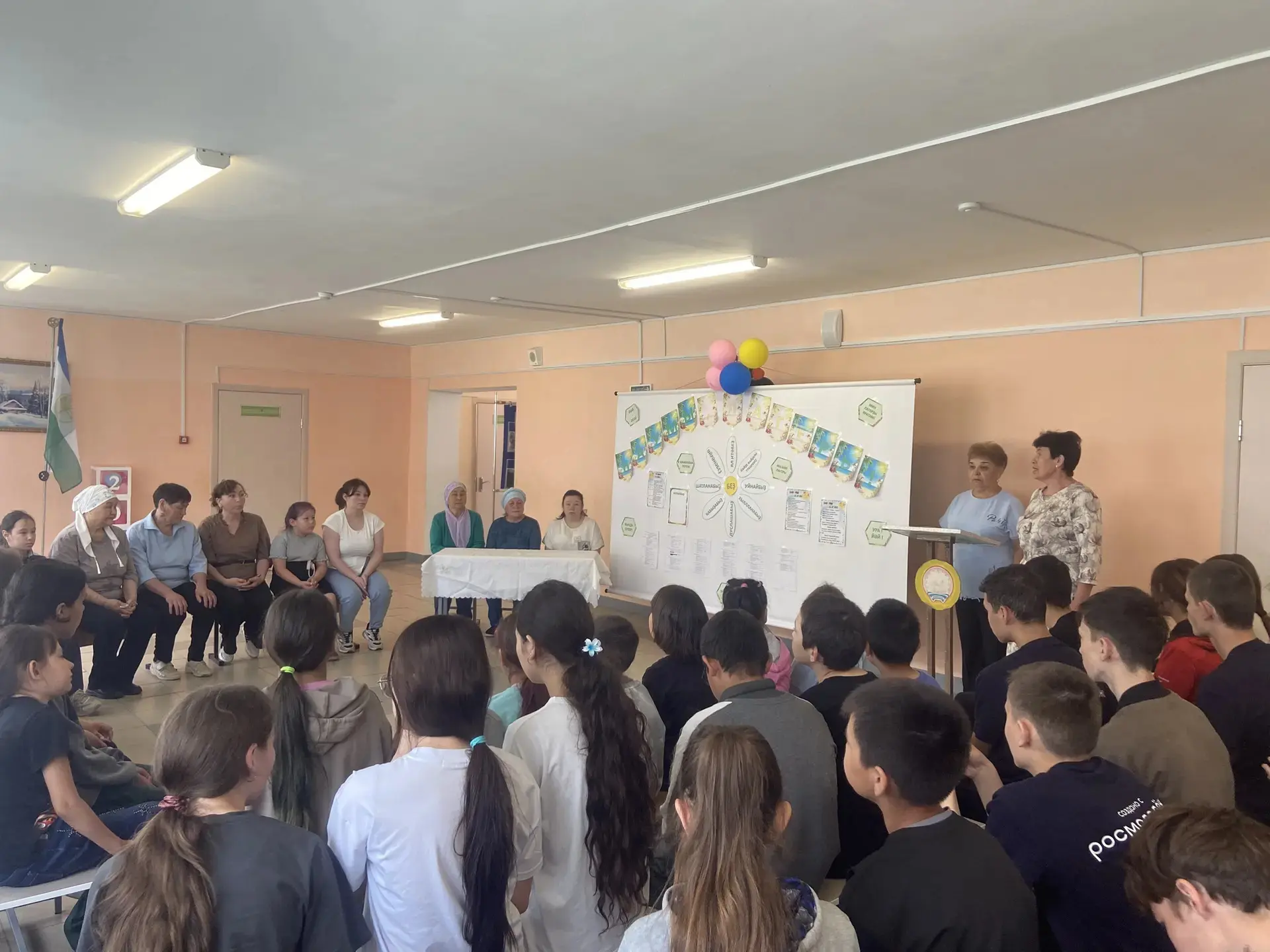 Девятый день лагерной смены "Счастливое детство" прошёл насыщенно и содержательно.