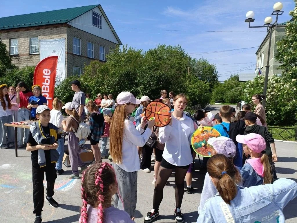 Сегодня в Доме детского творчества официально стартовал летний лагерь!