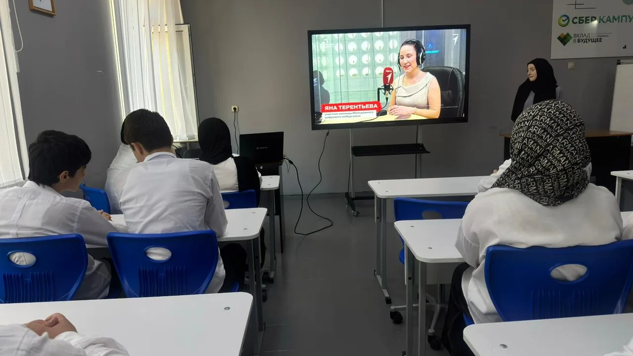 Всероссийская акция в Агвалинской гимназии "Память защищает" и "Навыки для жизни"