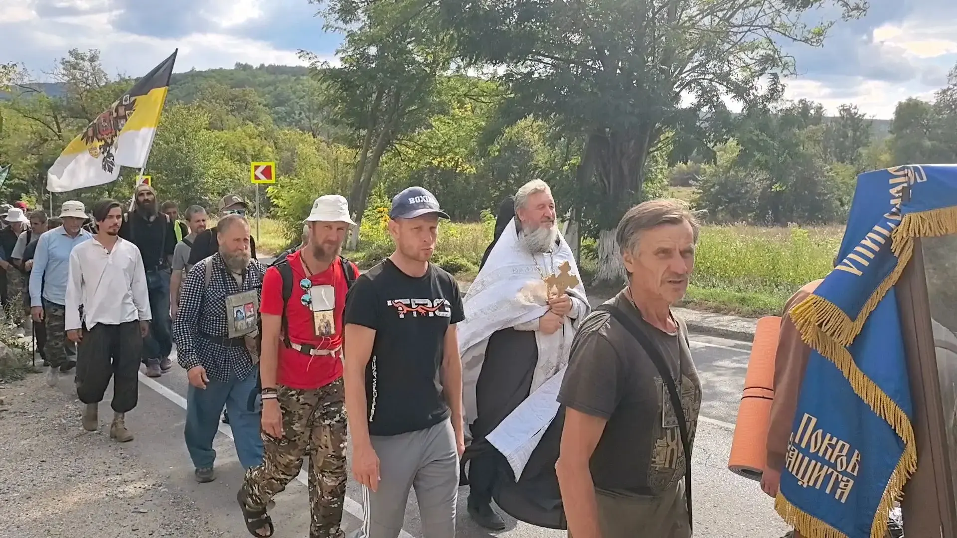 17 сентября в пгт Куйбышево состоялась встреча крестного хода с иконой Божией Матери "Д...