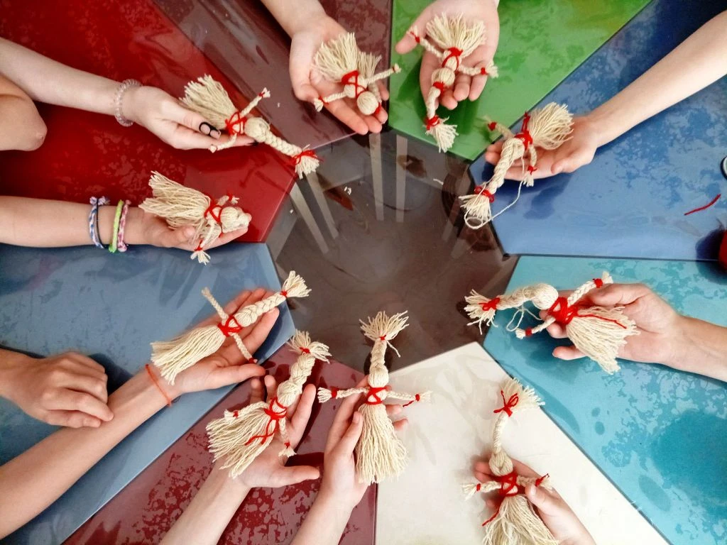 13 мая в Георгиевским социально-реабилитационном центре «Аист» прошел мастер-класс по с...