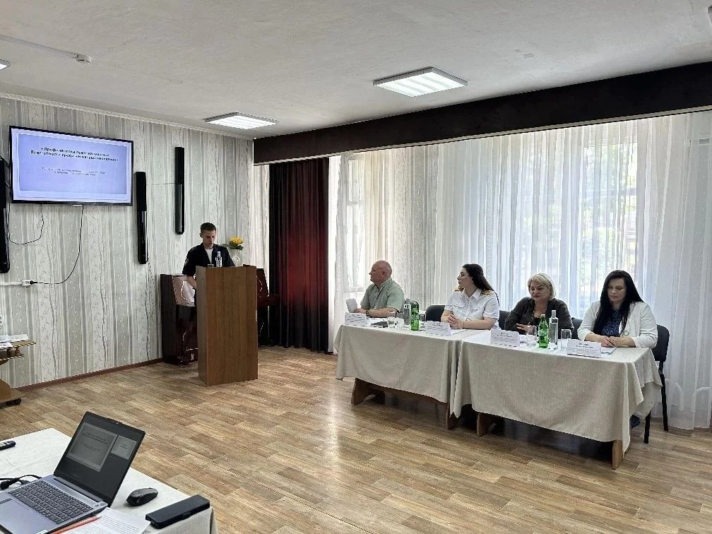 9 июня 2026 года в ГКУСО «Георгиевский СРЦН „Аист“ прошла конференция для родителей. 
Специалисты уп