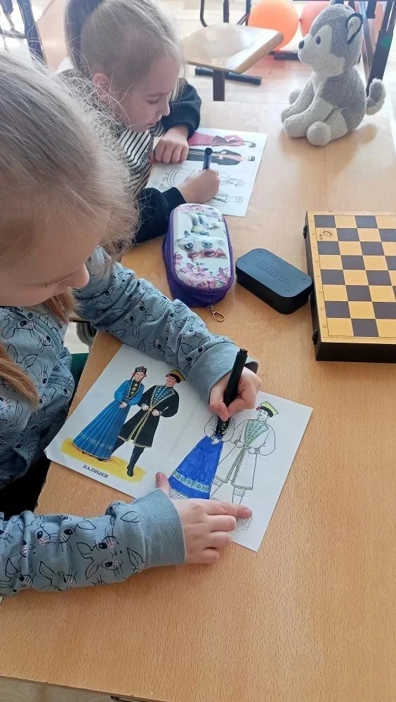 Национальные игры и забавы: день Орлят в летнем лагере "Улыбка".
В рамках Года единства народов Росс