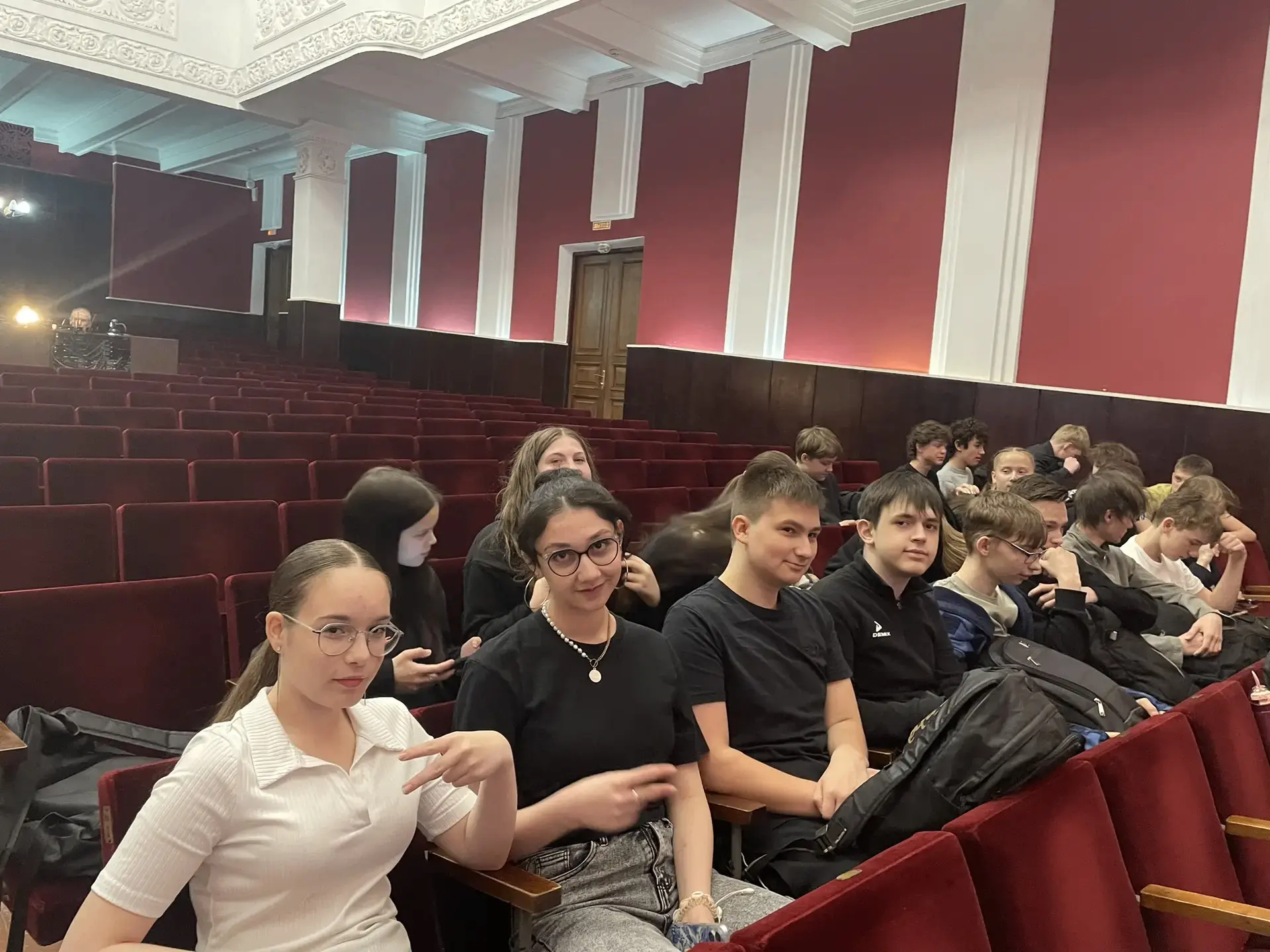 📅 В Доме культуры «Красный Перекоп» состоялась новая тематическая программа для 8-х классов, которая