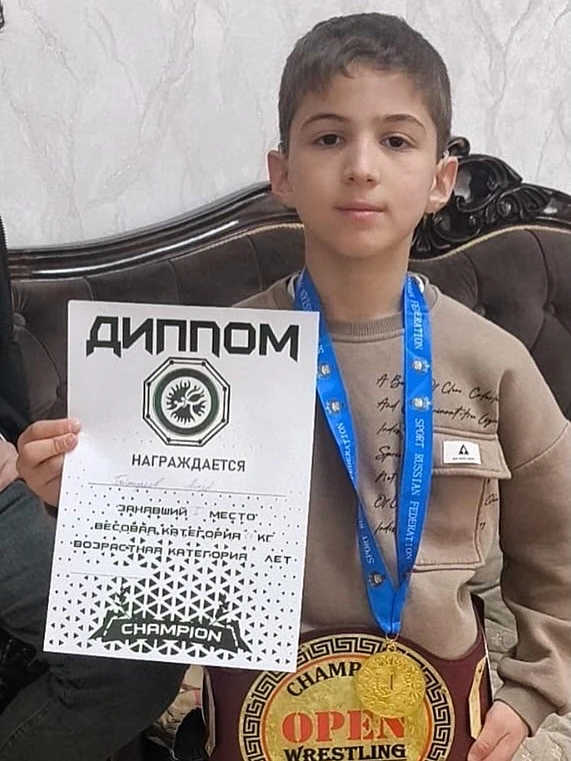 Поздравляем Гайтукаева Асхаба с блестящей победой!🥇🎉

Наш ученик Гайтукаев Асхаб занял 1 место на 