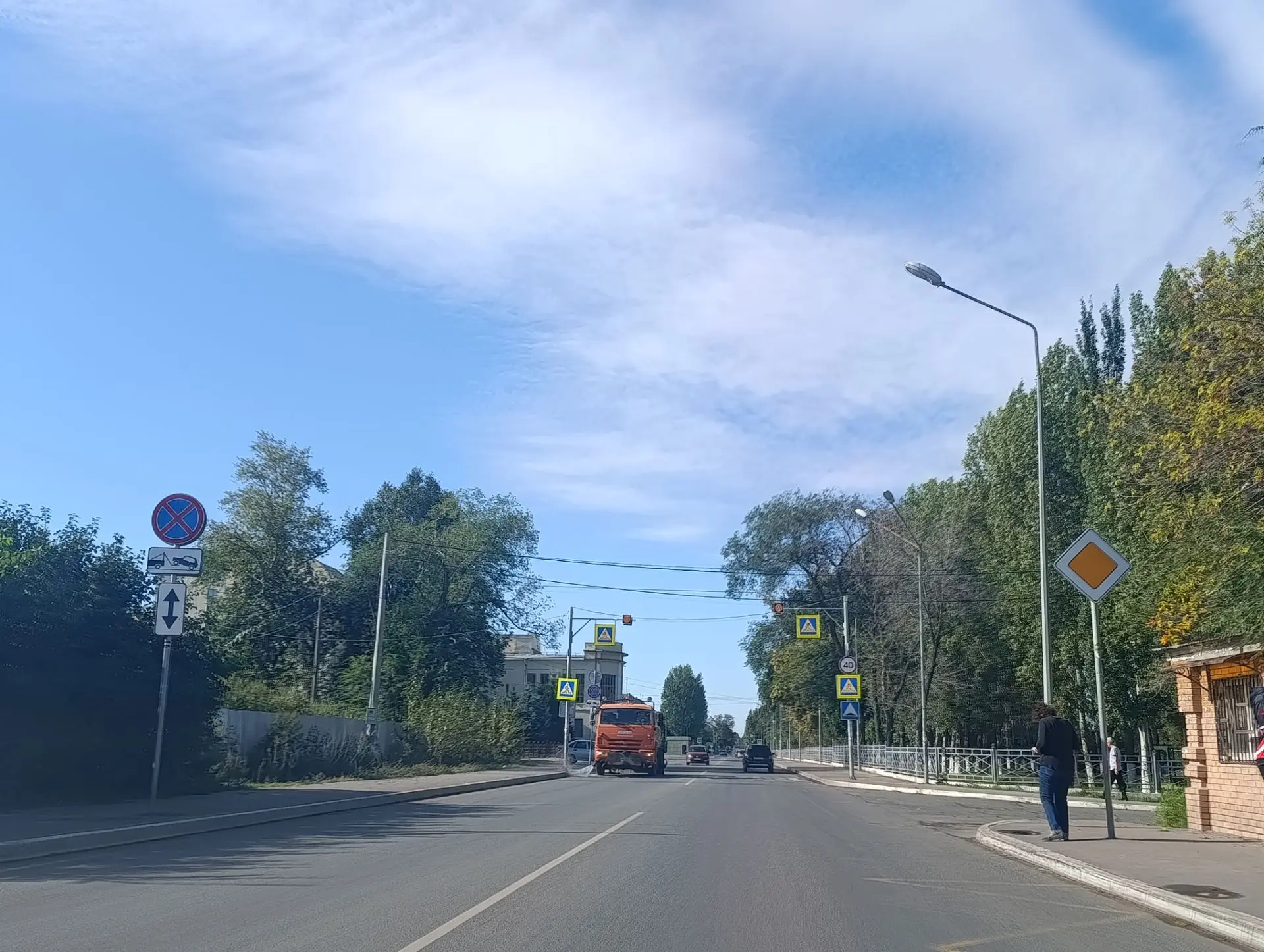 По городу работает техника