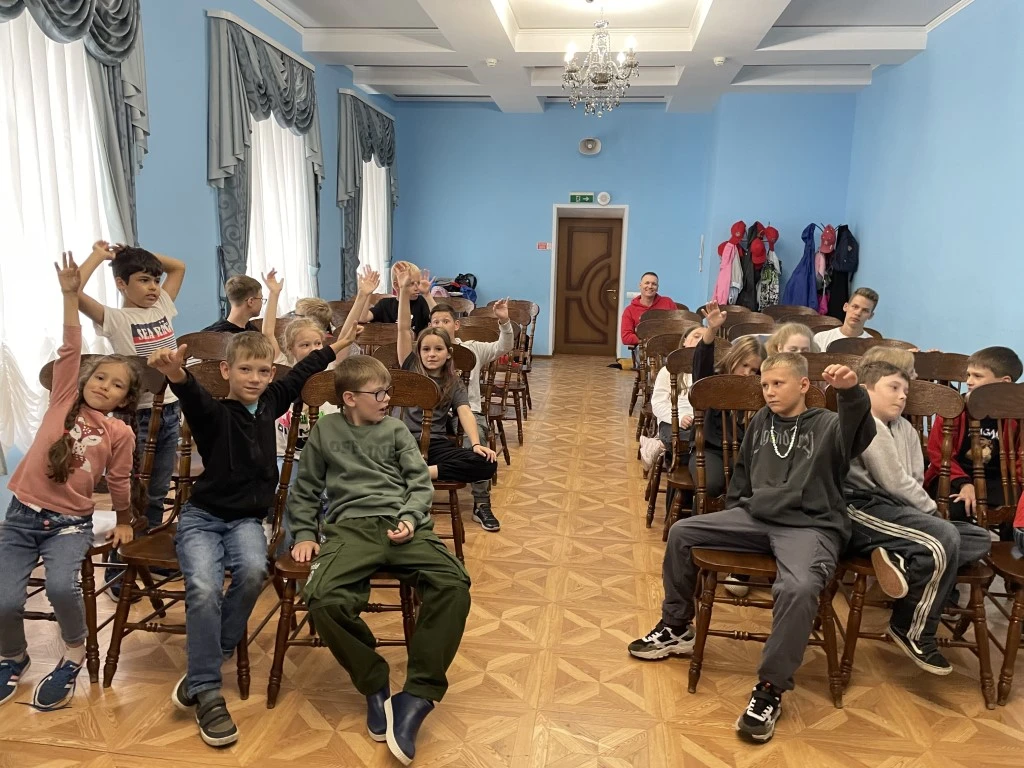 Сквозь волшебное кольцо