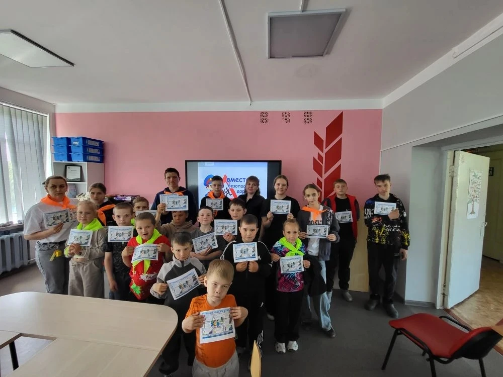 05.06.26 Учащиеся нашей школы встретились с инспектором по пропаганде безопасности дорожного движени