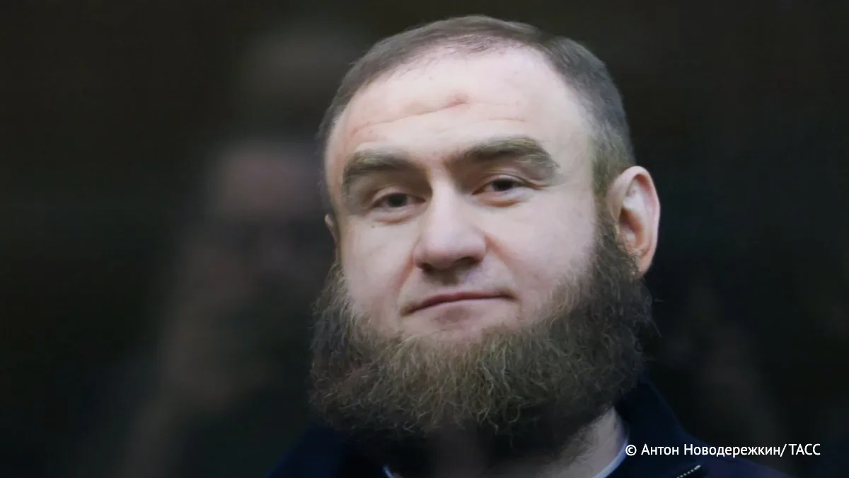 Пожизненно осужденный экс-сенатор Арашуков объявил голодовку. Он находится в ШИЗО без п...