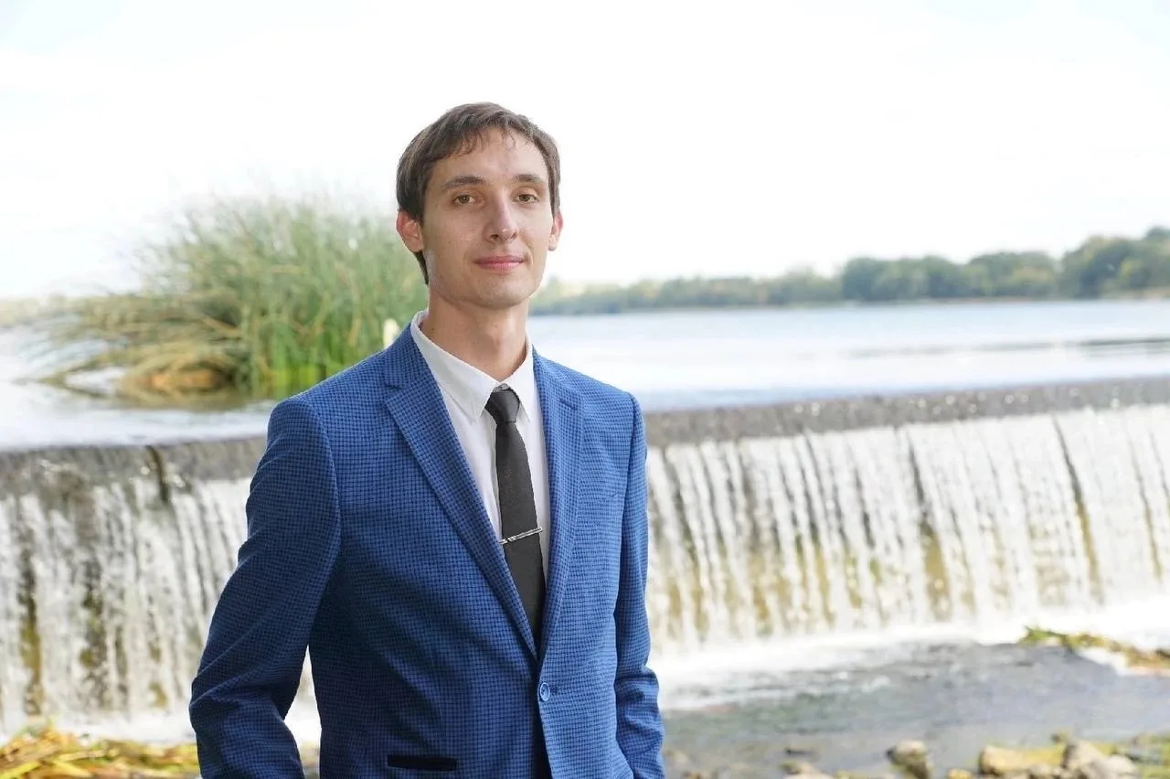 Коллектив ГДЮЦ «Спортивный» от всей души поздравляет Новицкого Сергея Игоревича с днем ...
