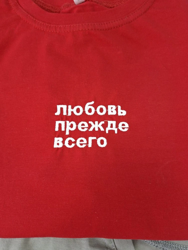 Выполнили заказ на вышивку на промоодежде для местной религиозной организации.  Как Вам задумка и ис