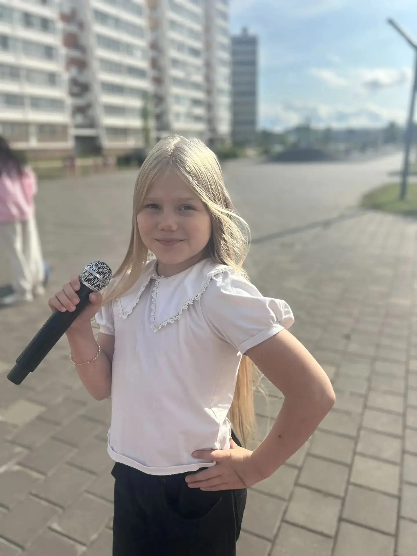 В сквере «Сад у дома» состоялся уличный концерт в рамках республиканского проекта «Лето...