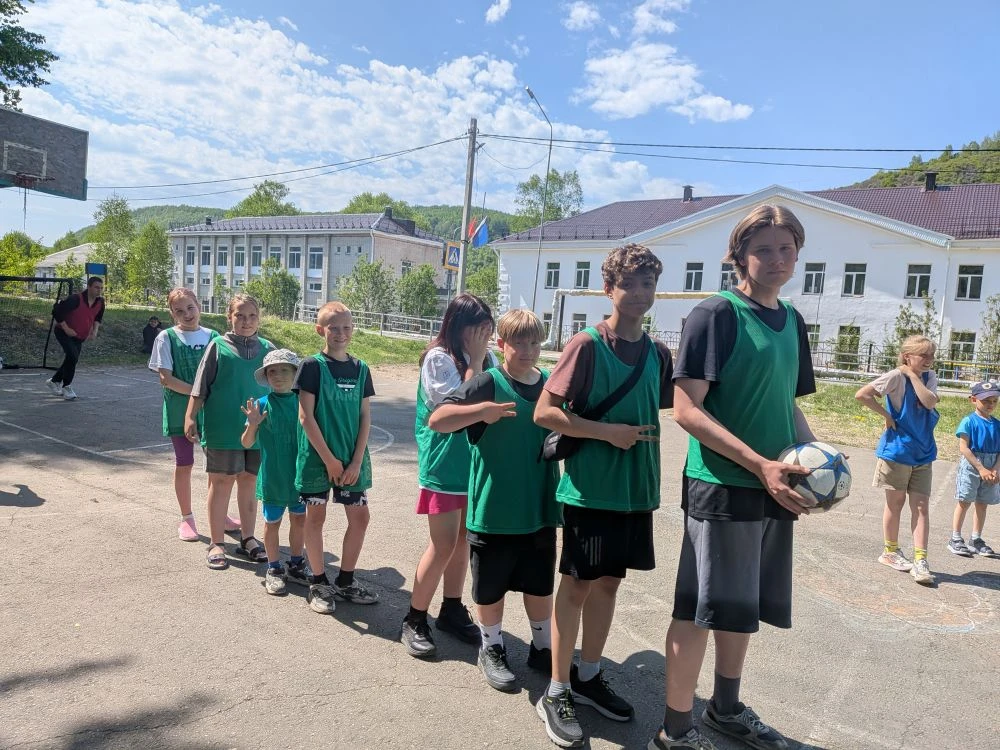 ☀️⚽ Лето без дивана!