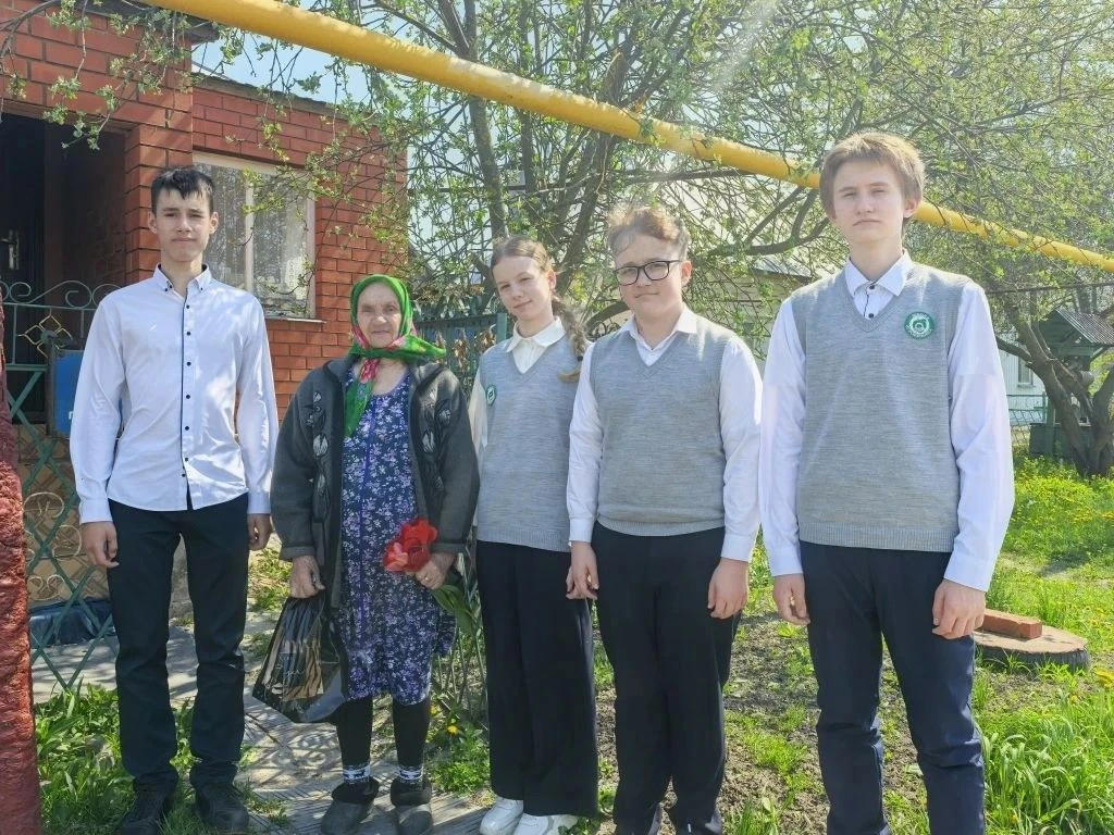 С 4 по 8 мая в нашей школе прошла «Вахта Памяти — 2026: помним, гордимся, чтим». На протяжении всей 