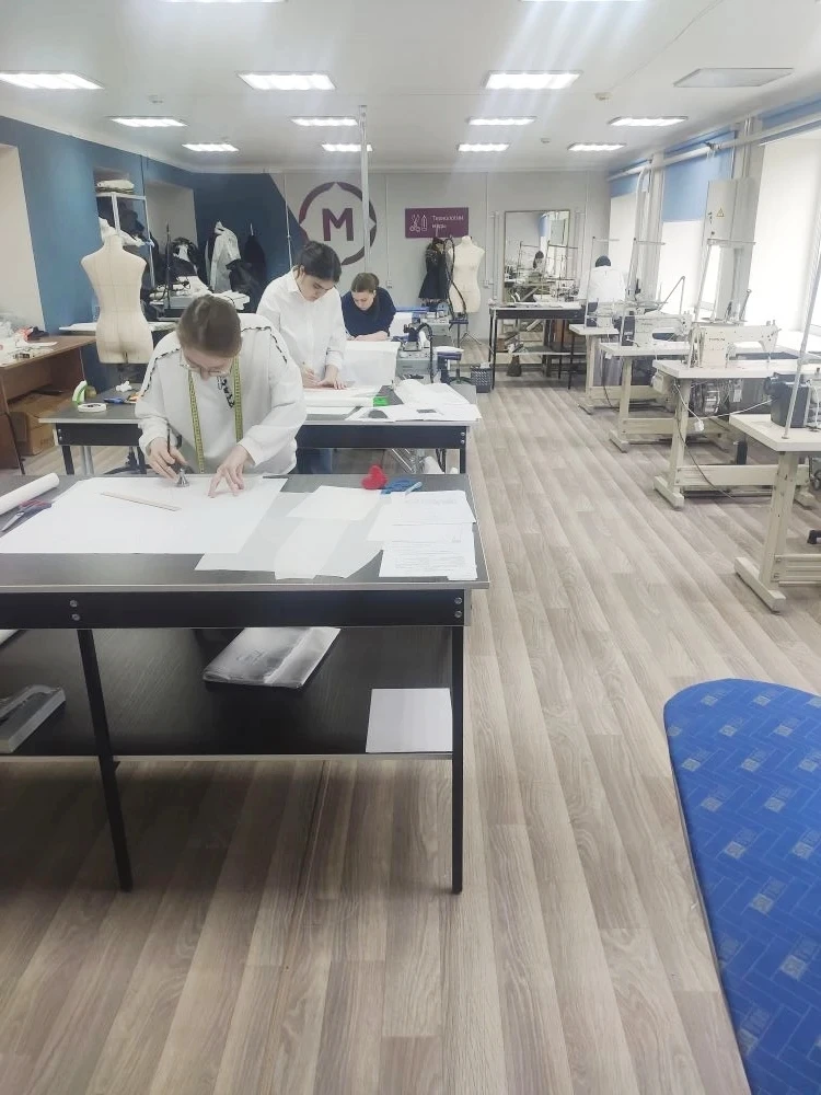 ДЕМОЭКЗАМЕН ПО СПЕЦИАЛЬНОСТИ "КОНСТРУИРОВАНИЕ, МОДЕЛИРОВАНИЕ И ТЕХНОЛОГИЯ ИЗГОТОВЛЕНИЯ ИЗДЕЛИЙ ЛЕГКО