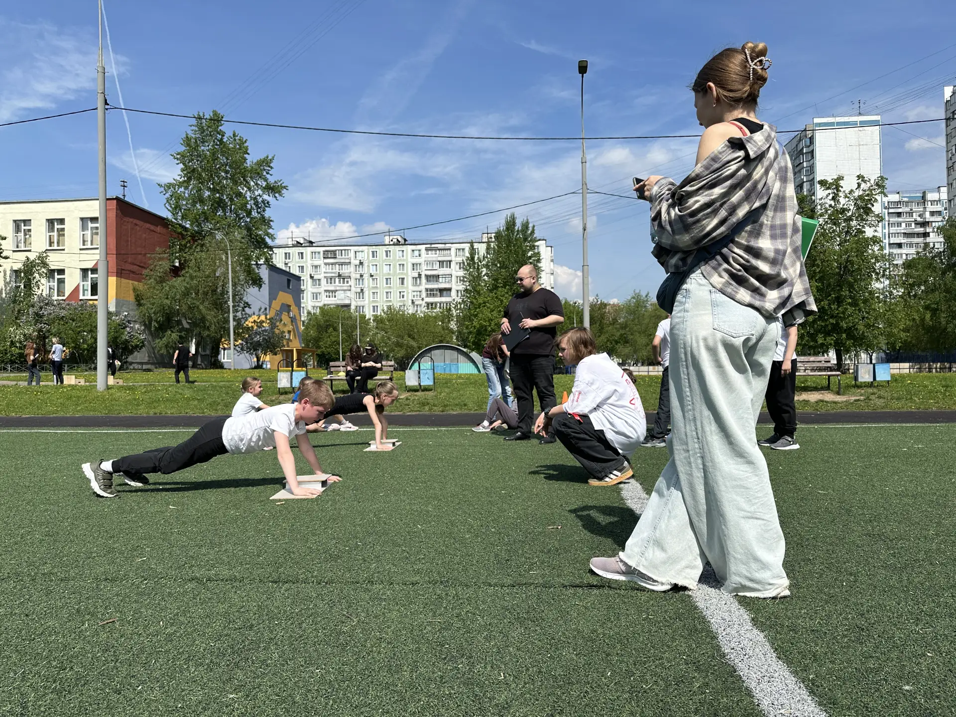 Пост-релиз  🏃 14 мая в рамках продолжающегося весеннего Фестиваля ГТО в нашей школе прошёл приём спо