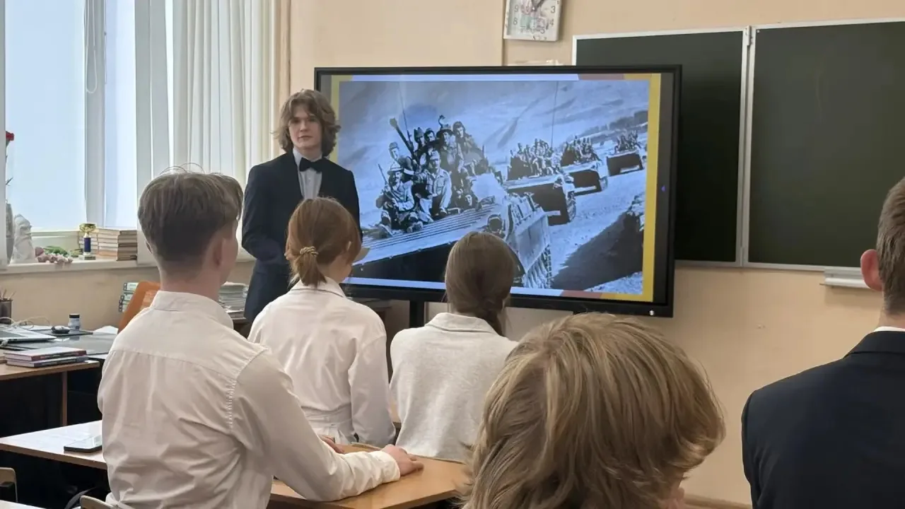 🇷🇺 15 февраля — День памяти о россиянах, исполнявших служебный долг за пределами Отечества  Эта дата