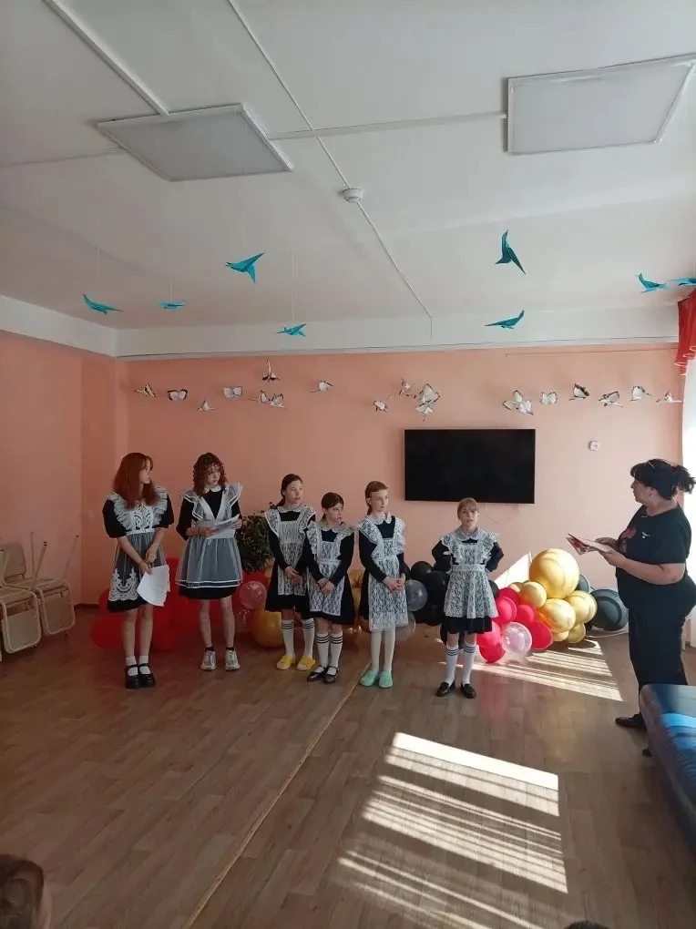 Итоги года в нашем интернате! ✨

В нашем интернате прошла торжественная линейка, посвящённая окончан