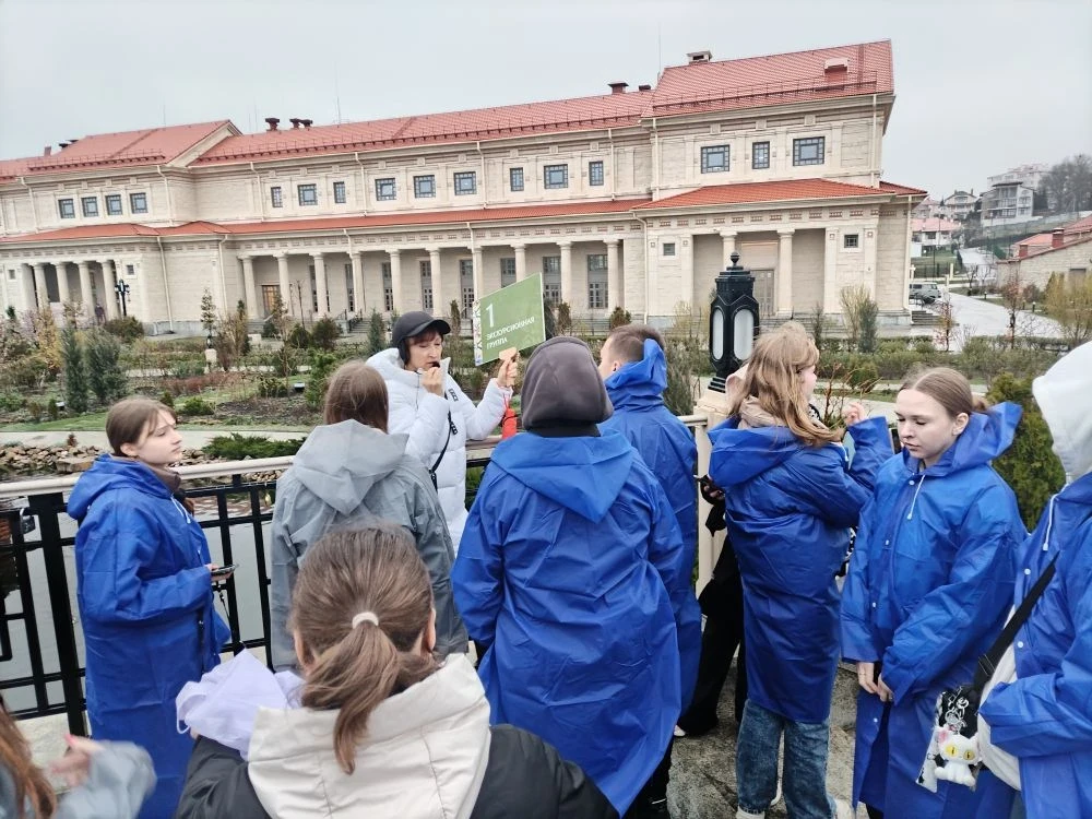 📌 Комплекс «Новый Херсонес»: духовный центр на исторической земле 📌  🤩 Группа учащихся из городского